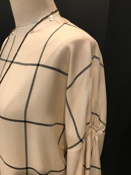 bloesje Nona ecru ruit 3/4 mouw onmiddellijk leverbaar.