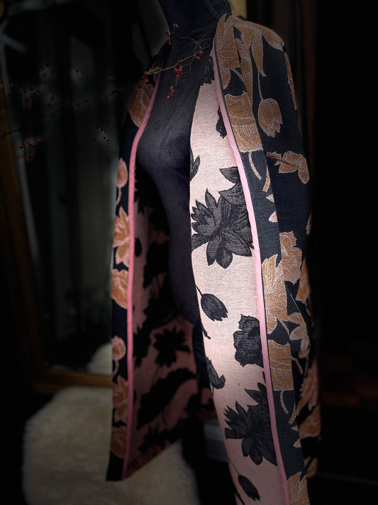 Lange jas in zwart/oker/oud roze