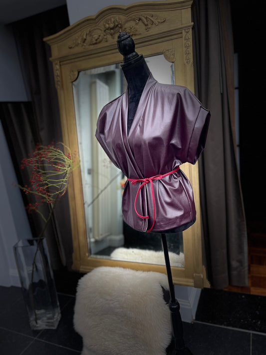 Korte kimono-vest in faux-leder, kant en klaar, onmiddellijk leverbaar.