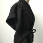 Exclusieve feestelijke korte kimono-vest. Klaar om te dragen. Onmiddellijk leverbaar.